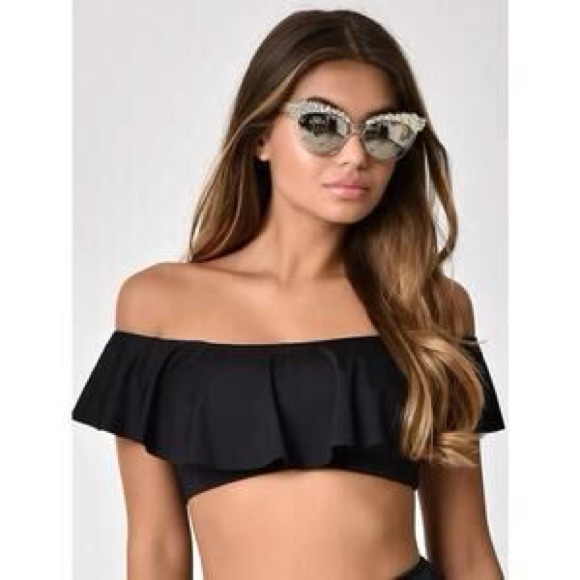 Unique Vintage Other - *NWT* Unique Vintage Black Ruffled Ramona Swim Top